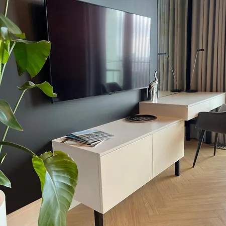 Spodek & Icc 8 - Self Check-in, Free Parking, Wi-fi ,faktura Vat