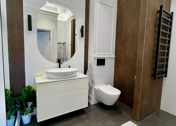 Spodek & Icc 8 - Self Check-in, Free Parking, Wi-fi ,faktura Vat Lägenhet